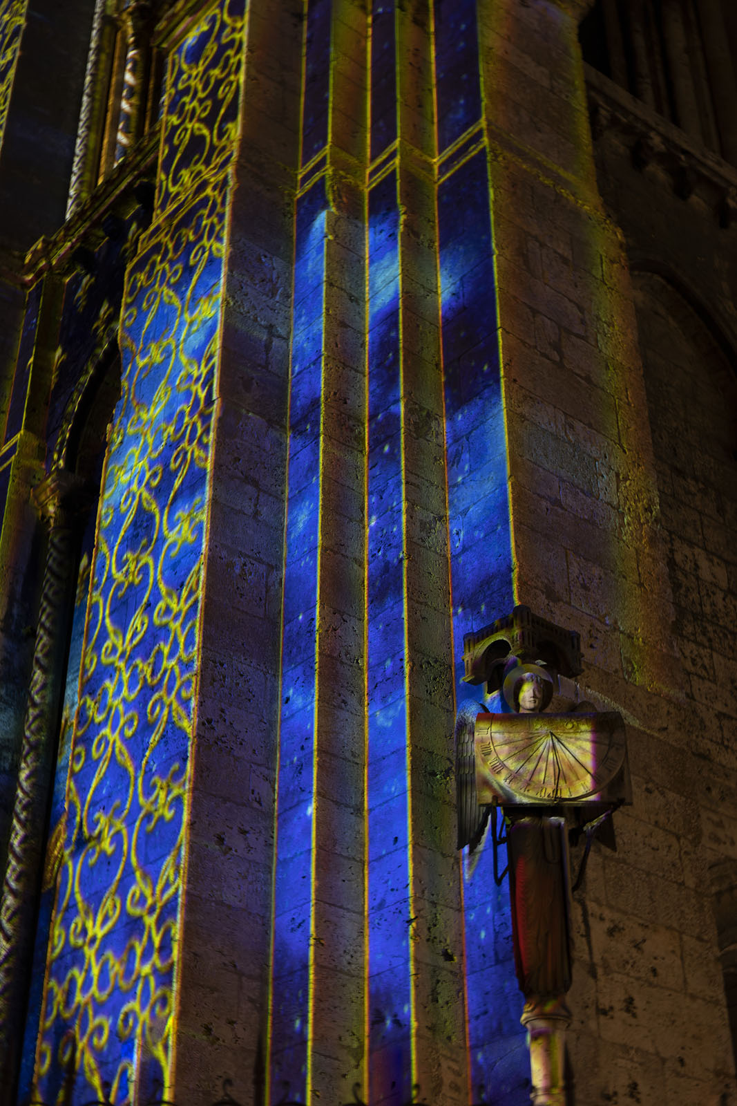DK Chartres1